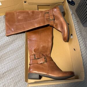 Brown/camel tan Leather boots - never worn